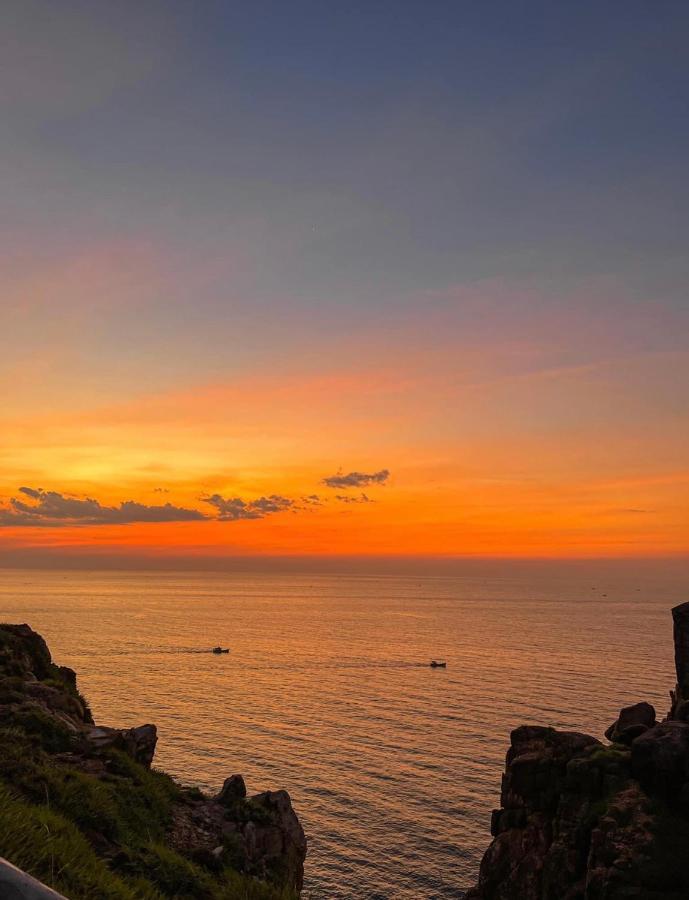 Khach San Nghinh Phong Beach Tuy Hoa Εξωτερικό φωτογραφία